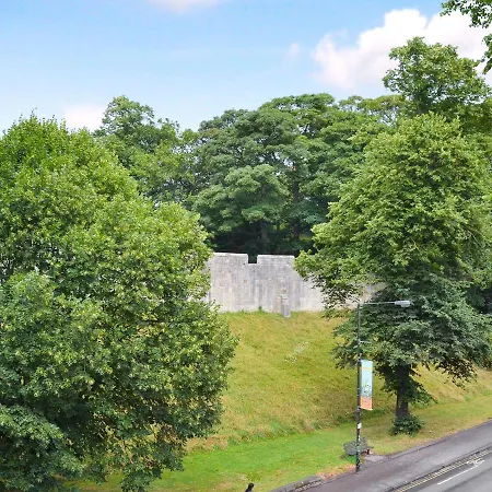 Abbeygate House Feriehus *