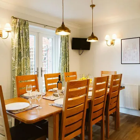 Abbeygate House * York